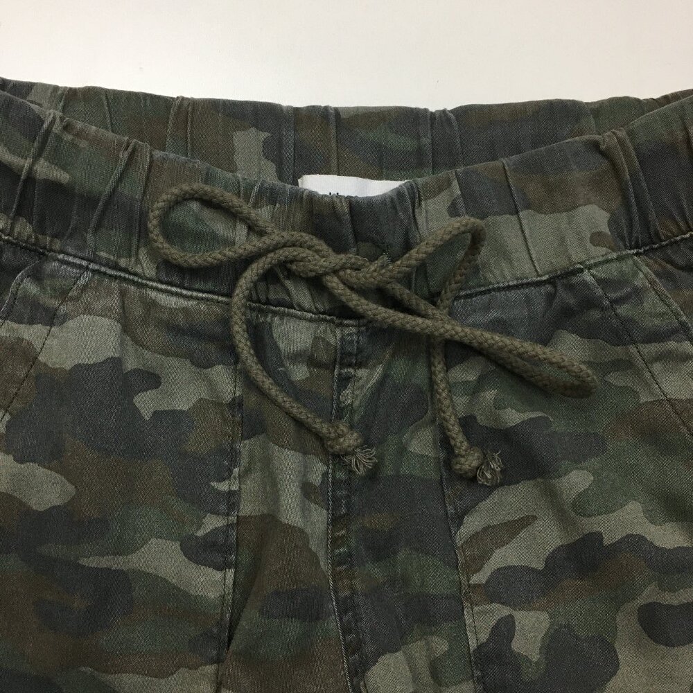 BELLA DAHL Anthropologie Green Mix Multi-Color Camo Print Jogger Pant - Picture 4 of 10